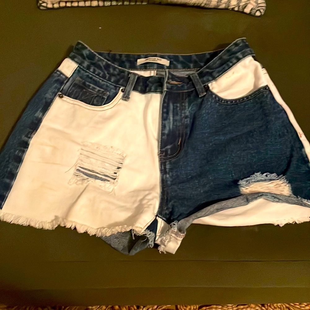 Bicolor jean shorts - high waisted